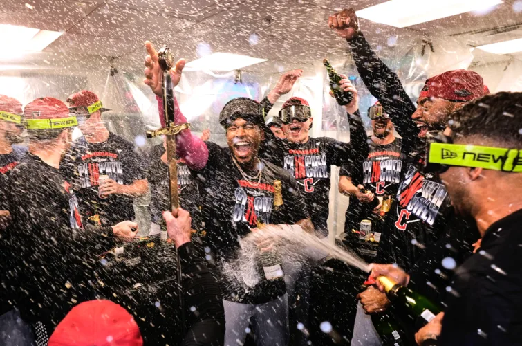 Guardians edge Red Sox to clinch playoff spot